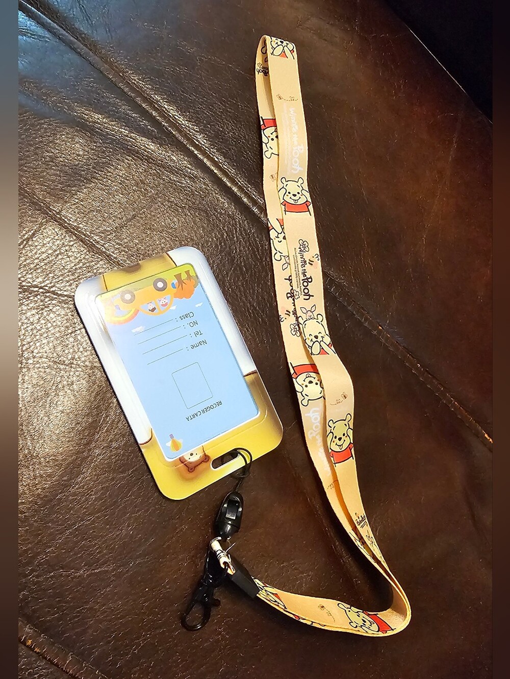 Winnie The Pooh Card ID Holder With Matching Lanyard NWOT - Picture 4 of 5